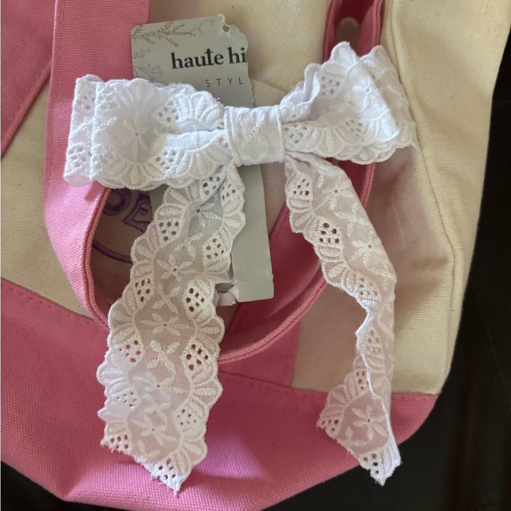 NWT Haute Hippie White eyelet Hair Bow - Picture 2 of 2